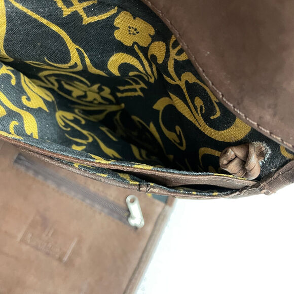 Leaders in Leather Purse Crossbody Bag Brown Embossed Snap Magnetic Tri-Fold - Picture 7 of 10